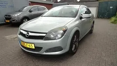 Groen Gebruikt 2009 Opel Astra GTC Business Hatchback | € 2.250 (Super prijs)