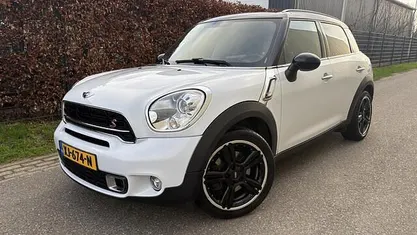 Wit Gebruikt 2015 Mini Cooper S Countryman Chili SUV | € 13.750 (Eerlijke prijs)