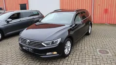 Zwart Gebruikt 2018 VW Passat Highline Stationwagen | € 18.450 (Eerlijke prijs)