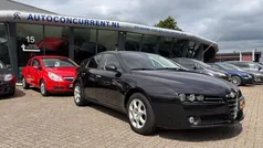 Zwart Gebruikt 2006 Alfa Romeo 159 Distinctive Sedan | € 2.249 (Eerlijke prijs)
