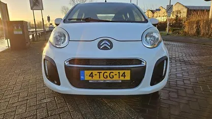 Wit Occasion 2014 Citroën C1 Hatchback | € 3.250 (Eerlijke prijs)