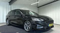 Zwart Gebruikt 2020 Ford Focus Business Edition Stationwagen | € 22.345 (Eerlijke prijs)