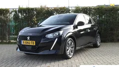 Zwart Gebruikt 2021 Peugeot e-208 Allure Hatchback | € 14.895 (Eerlijke prijs)