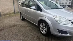 Grijs Gebruikt 2010 Opel Zafira MPV | € 3.575 (Eerlijke prijs)