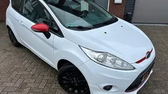 Wit (metallic) Gebruikt 2011 Ford Fiesta Sport Hatchback | € 6.900 (Eerlijke prijs)
