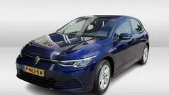 Gebruikt 2022 VW Golf VIII Life Hatchback | € 21.450 (Eerlijke prijs)
