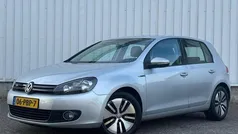 Grijs, metallic lak Gebruikt 2011 VW Golf VI Comfortline Hatchback | € 5.749 (Eerlijke prijs)