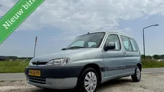 Grijs Gebruikt 2001 Peugeot Partner MPV | € 1.495 (Eerlijke prijs)