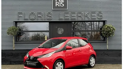 Occasion 2014 Toyota Aygo X-play Hatchback | € 4.450 (Goede deal)