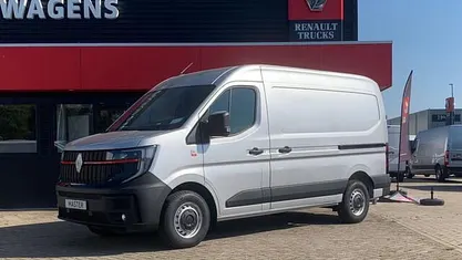 Gebruikt 2024 Renault Master Van | € 36.490 (Eerlijke prijs)