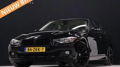 Zwart Gebruikt 2013 BMW 320 Executive Sedan | € 13.940 (Eerlijke prijs)