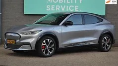 Grijs Gebruikt 2021 Ford Mustang Mach-E SUV | € 27.854 (Eerlijke prijs)