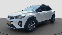 Gebruikt 2018 Kia Stonic SUV | € 14.240 (Eerlijke prijs)
