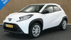 Gebruikt 2023 Toyota Aygo Play Hatchback | € 15.950 (Goede deal)