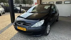 Gebruikt 2002 Peugeot 307 Hatchback | € 1.249 (Eerlijke prijs)