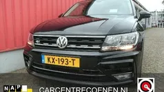 Zwart, metallic lak Gebruikt 2017 VW Tiguan R-line SUV | € 19.950 (Eerlijke prijs)