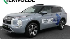 Gebruikt 2025 Mitsubishi Outlander P-HEV Instyle SUV | € 56.795 (Eerlijke prijs)