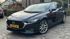Gebruikt 2021 Mazda 3 Luxury Sedan | € 21.888 (Eerlijke prijs)