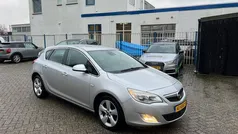 Grijs Gebruikt 2010 Opel Astra Edition Hatchback | € 4.450 (Eerlijke prijs)