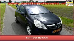 Zwart Gebruikt 2007 Opel Corsa Cosmo Hatchback | € 2.675 (Eerlijke prijs)