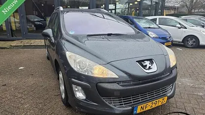 Grijs Occasion 2009 Peugeot 308 SW Style Stationwagen | € 2.400 (Eerlijke prijs)