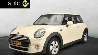 Occasion 2015 Mini Cooper Hatchback | € 12.900 (Goede deal)