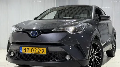 Occasion 2017 Toyota C-HR Executive SUV | € 19.149 (Eerlijke prijs)