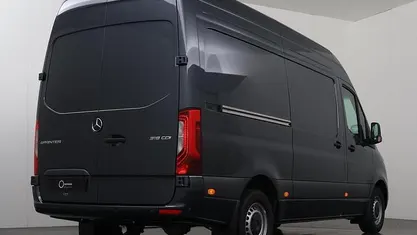 Occasion 2024 Mercedes Sprinter Van | € 60.690 (Eerlijke prijs)