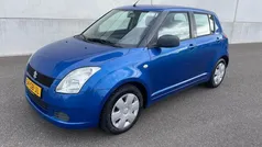 Blauw Gebruikt 2005 Suzuki Swift GLS Hatchback | € 2.450 (Eerlijke prijs)