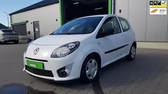 Wit Gebruikt 2011 Renault Twingo Authentique Hatchback | € 1.493 (Eerlijke prijs)