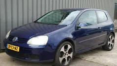 Blauw Gebruikt 2006 VW Golf V Hatchback | € 1.750 (Eerlijke prijs)