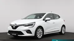 Wit Gebruikt 2021 Renault Clio V Intens Hatchback | € 16.295 (Eerlijke prijs)