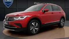 Rood Gebruikt 2022 VW Tiguan Elegance SUV | € 34.750 (Eerlijke prijs)