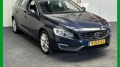 Gebruikt 2015 Volvo V60 Momentum Stationwagen | € 6.440 (Eerlijke prijs)