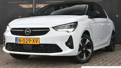 Occasion Opel Corsa-e GS Line 100 kW (136 PK) 2022 Wit Hatchback