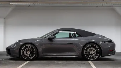 Grijs Gebruikt 2025 Porsche 911 Carrera Cabriolet | € 189.850 (Goede deal)