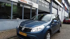 Gebruikt 2010 Dacia Sandero Lauréate Hatchback | € 2.950 (Eerlijke prijs)