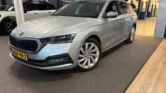 Grijs Gebruikt 2021 Skoda Octavia Business Line Stationwagen | € 23.950 (Eerlijke prijs)