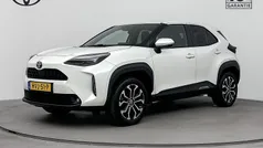 Wit Gebruikt 2022 Toyota Yaris Cross Limited SUV | € 27.445 (Eerlijke prijs)