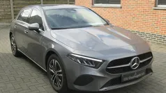 Grijs Gebruikt 2023 Mercedes A200 Advanced Hatchback | € 30.500 (Eerlijke prijs)