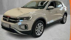 Grijs Gebruikt 2024 VW T-Roc Style SUV | € 33.890 (Eerlijke prijs)