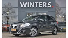 Zwart, metallic lak Gebruikt 2015 Suzuki SX4 S-Cross Exclusive SUV | € 10.945 (Eerlijke prijs)