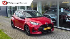 Rood Gebruikt 2022 Toyota Yaris Executive Hatchback | € 23.450 (Eerlijke prijs)