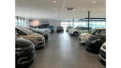 Grijs Gebruikt 2020 Peugeot 2008 Active SUV | € 15.740 (Eerlijke prijs)