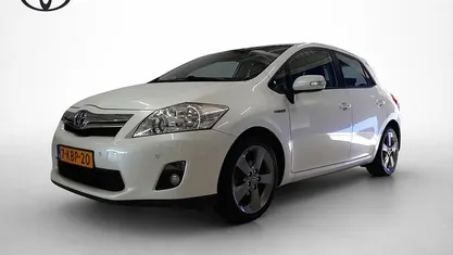 Occasion Toyota Auris Hybrid Business Edition 99 PK (72 kW) 2013 Wit Hatchback