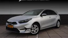 Gebruikt 2022 Kia Ceed Hatchback | € 18.795 (Eerlijke prijs)