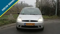 Grijs Gebruikt 2003 Ford Fiesta Trend Hatchback | € 1.249 (Eerlijke prijs)