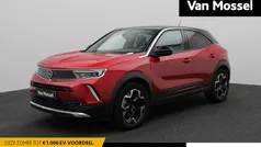 Gebruikt 2022 Opel Mokka-e Ultimate SUV | € 17.740 (Eerlijke prijs)