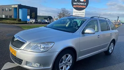 Occasion 2012 Skoda Octavia Ambition Stationwagen | € 1.995 (Goede deal)