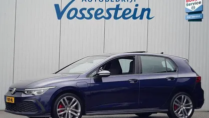 Blauw Occasion 2023 VW Golf VIII GTE Hatchback | € 24.900 (Goede deal)